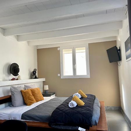 Mas La Farelle Chambre D'Hote,Fitness & Salle De Jeux Gratuite & Spa En Supplement Nimes Exterior foto